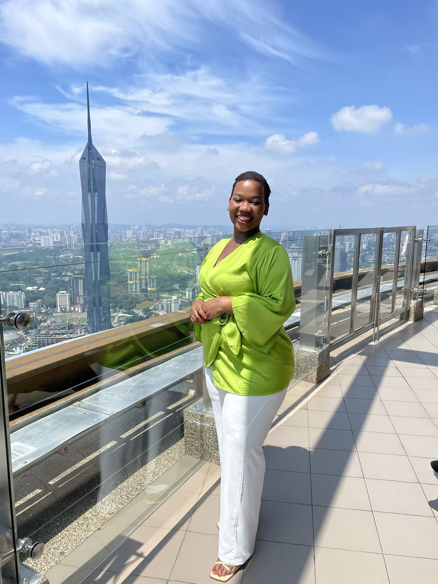 Lithilovely's tweet image. Beautiful Sunday at KL Tower ❤️