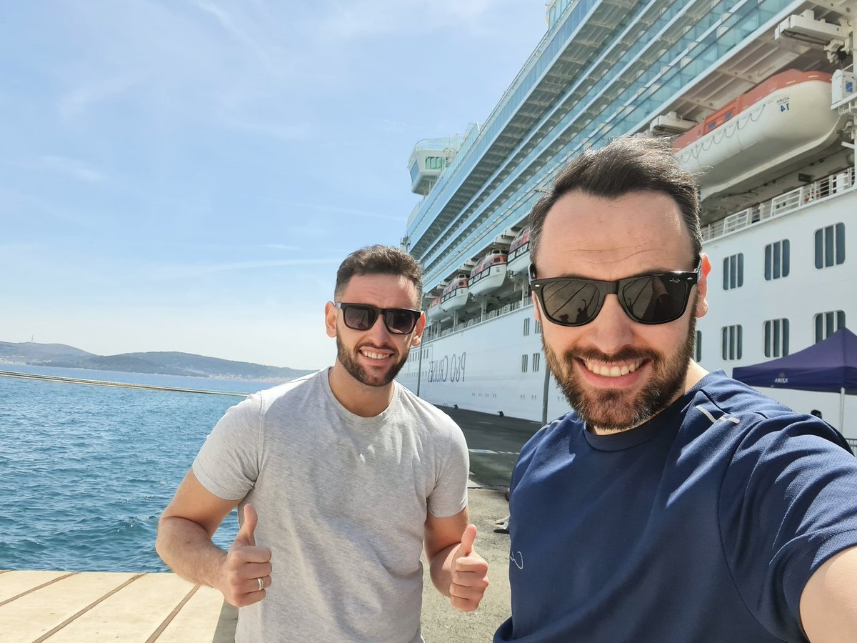 What a first show last night! Packed shows with multiple standing ovations @pandocruises! Thank you so much, we can't wait to get back on stage! #cruise #pandocruises #azura #cunard #brothers #ovations #thankyouforyoursupport