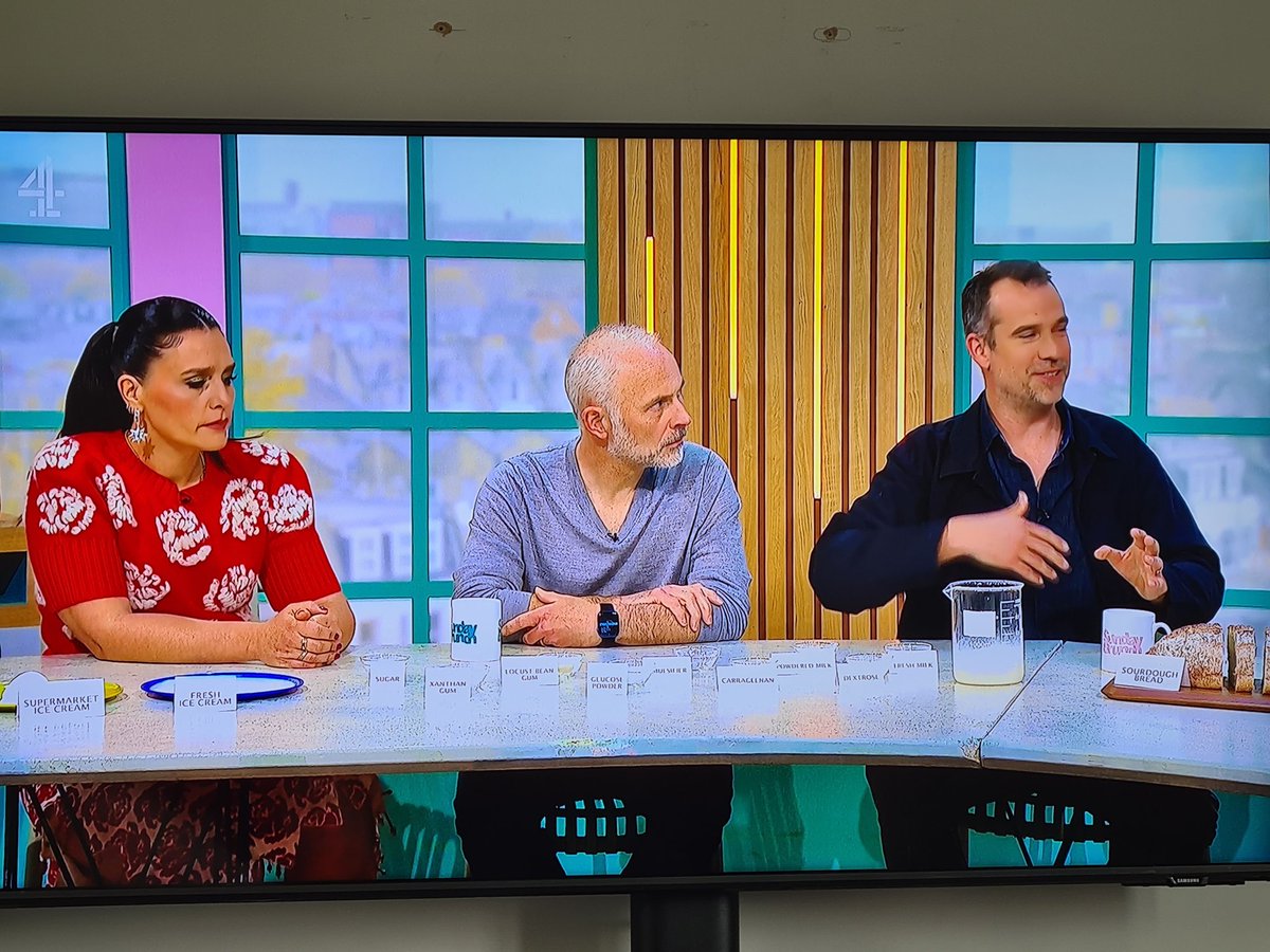 Showing the ingredients that go into ultra-processed food like this, laid out on the table, is so clever. You wouldn't eat what Chris just put together, but it's so easy and convenient when it's packaged up and cheap in shops. @DoctorChrisVT @SundayBrunchC4 #UPF #NotOurFault 🍦