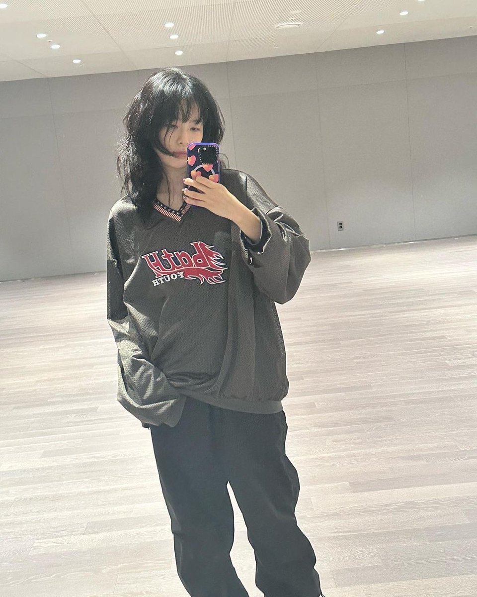 giselchandesu's tweet photo. Let’s practice! Never skips a day without practicing something here. https://t.co/jJGMHZyBGL