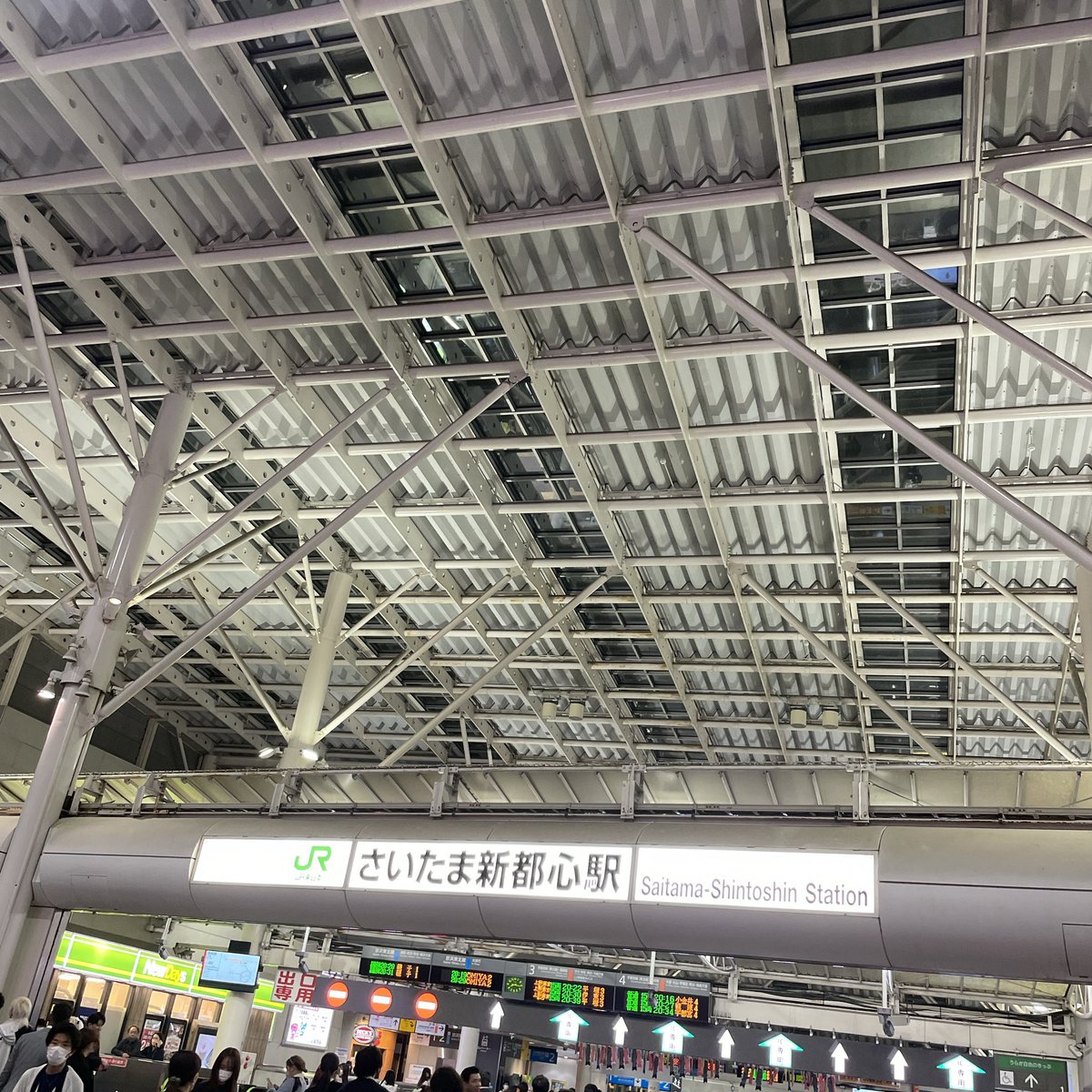aks_s1220m's tweet photo. たまアリ会場から離れて
駅のほうにおります~!!!
もう少しここにいるので
会える方おりましたら~!!! https://t.co/XZ6hPrU3mK