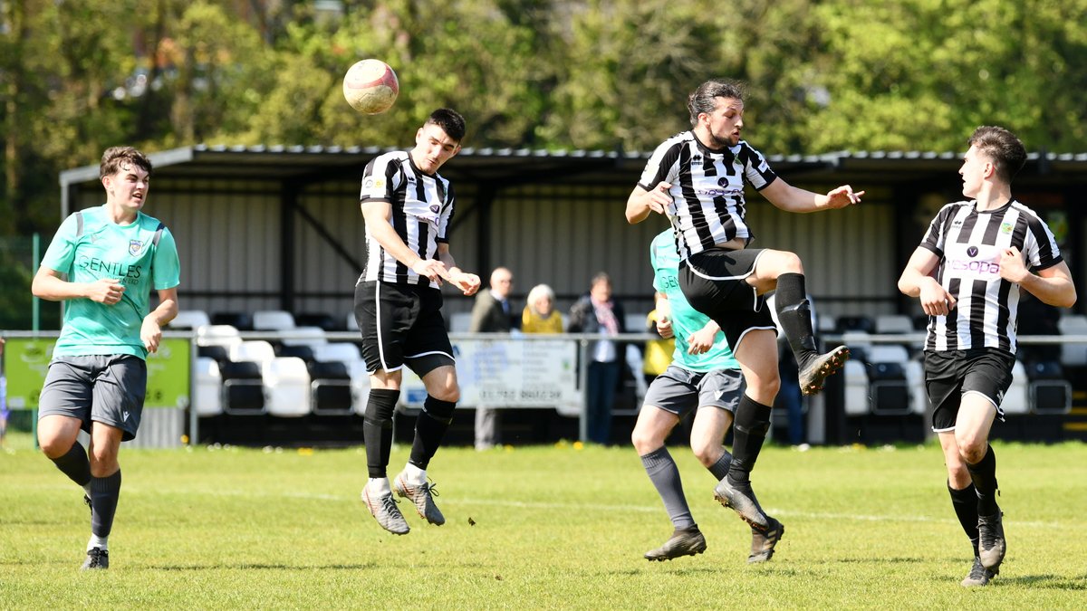 dorward_nick's tweet photo. Tim Georgievski celebrating his goal in the usual manner! https://t.co/A8dkOhOZlg