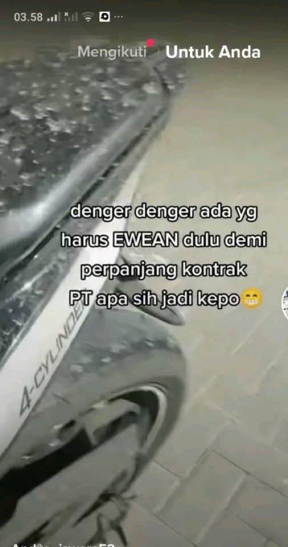 AREAJULID's tweet photo. Dis! Serius nanya, beneran ada tempat kerja yang kayak gini guys? https://t.co/pATixvWUve