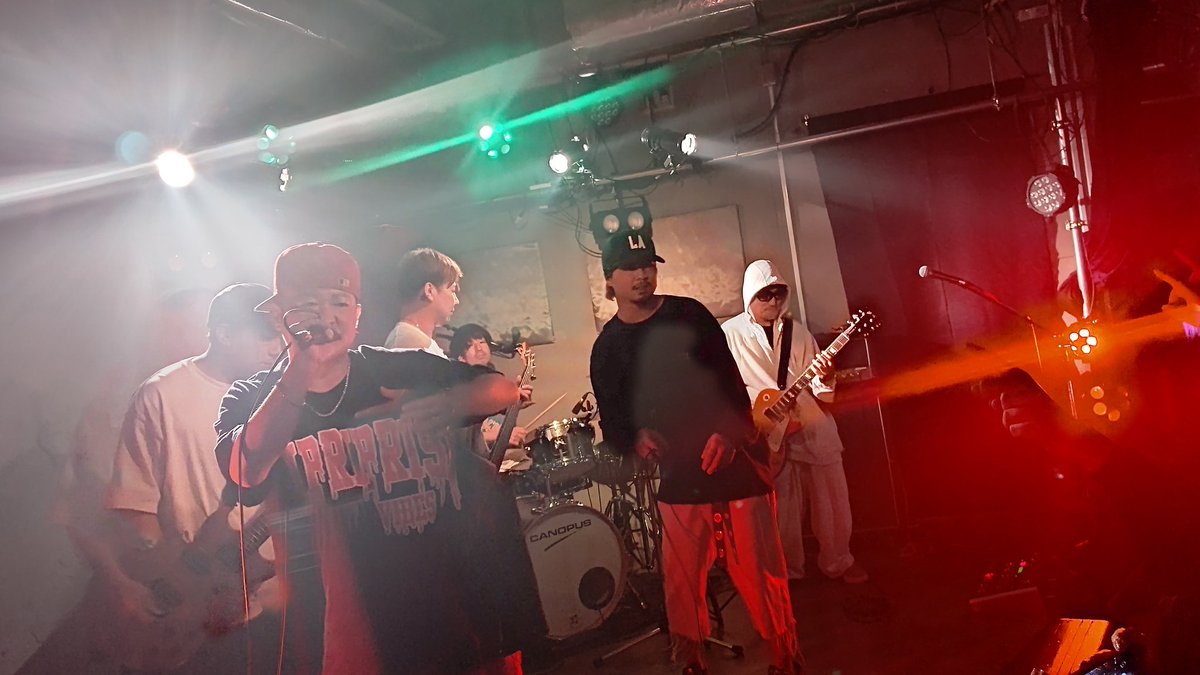 Spunky_hosoya's tweet photo. #CODE_PLAYORK
4つ目
やべー!
最終的に #TOKYO_UPRISING
がステージに上がってメチャ盛り上がった!!
楽しい!!! https://t.co/cQPW7qBkAU