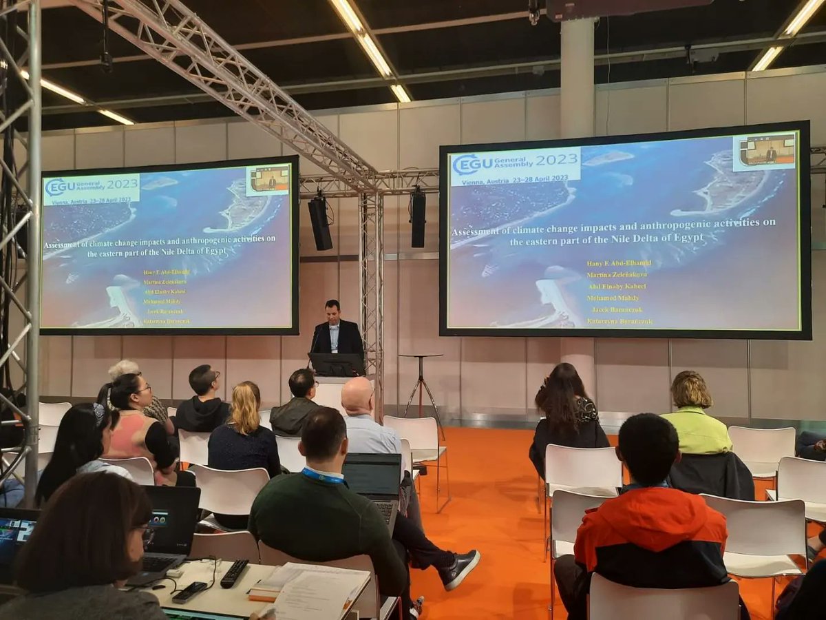 pl_ccll's tweet photo. @tuke.sk Team, Zagazig and Tanta University Team and @pl_ccll @SCORE_EUproject presented by Hany Farhat Abd-Elhamid a paper at the EGU General Assembly 2023 on 26 th of April 23 in Vienna. #H2020 #eu_h2020 #ccll #climatechange #gdansk https://t.co/oH6gw6xATs