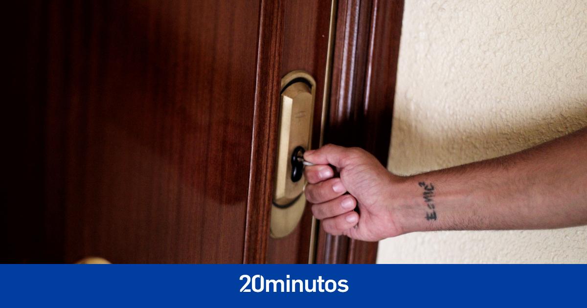 Ruvisys's tweet photo. 🔃🔑En caso #impago de #renta por parte del inquilino, el propietario del inmueble deberá iniciar un procedimiento judicial de #desahucio, y no podrá #cambiar la #cerradura ni cortarle los suministros como agua, luz o gas al arrendatario.
¡Te explicamos!

https://t.co/oGIvqG4sKd https://t.co/w9RZLZElR8