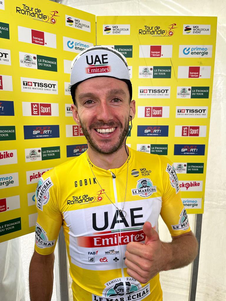 👍🏆 💛 @AdamYates7 seals overall victory @TourDeRomandie !

#UAETeamEmirates #WeAreUAE #TDR2023