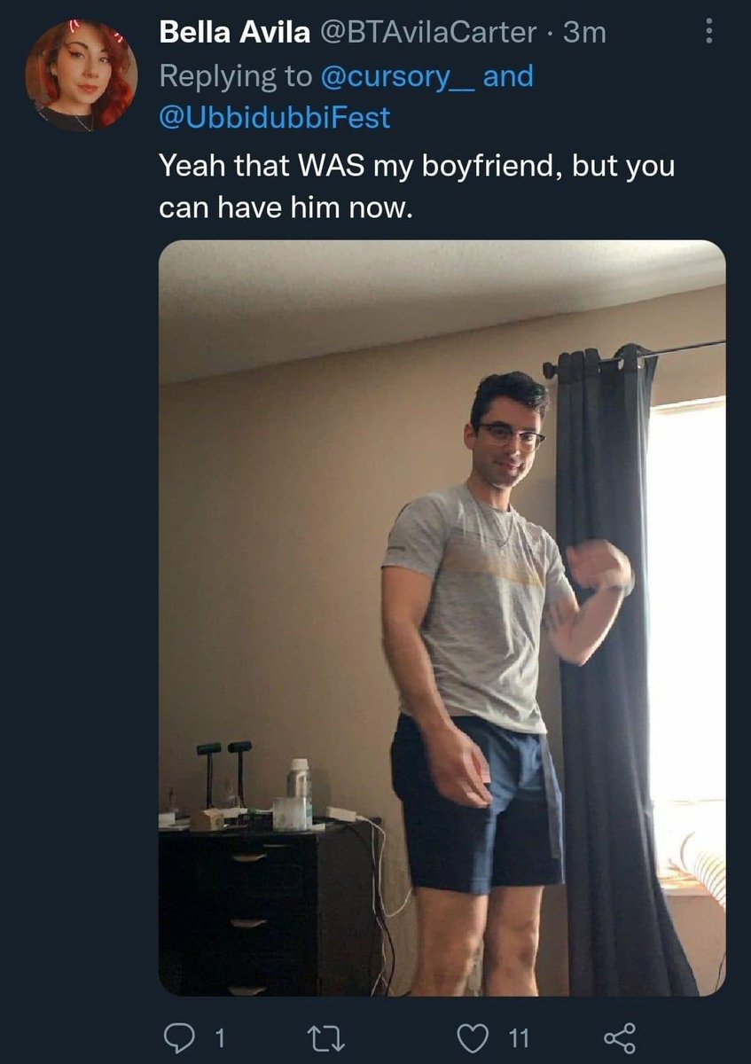 G00BYDOOBY's tweet photo. A year ago today Vincent the Aquarius from Midland Tx became single in the funniest way possible https://t.co/U20yS5IZcw