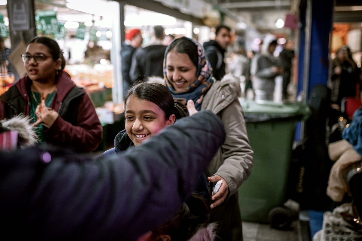Appreciate you <a href="/CookeChemaine/">Chemaine Cooke</a> for allowing me to help promote and market #OastlerMarketSpeaks 🗣️🧡

What a project 🤩 it's been amazing seeing everyone showing up and turning up even from a distance - love it