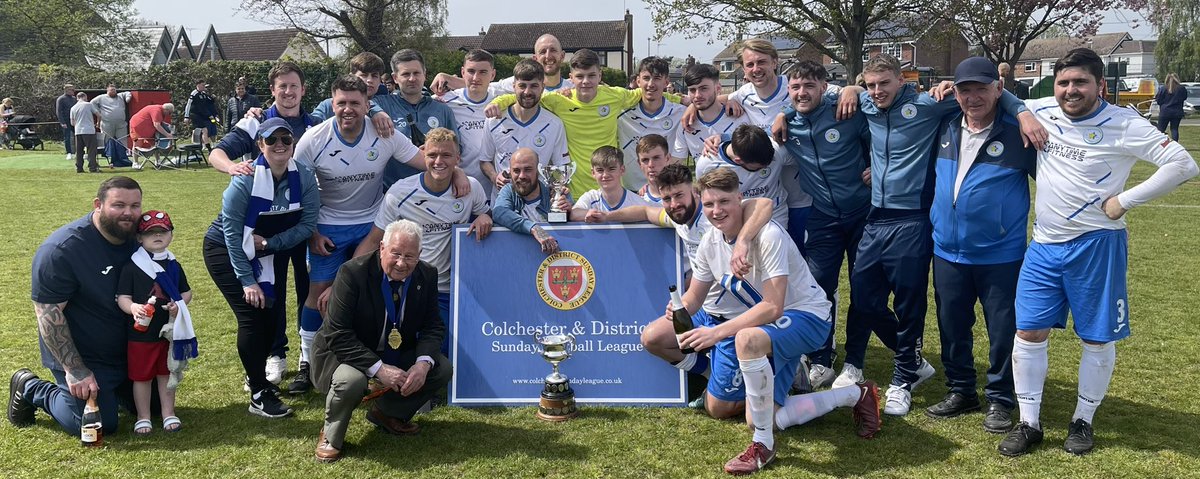 colsunlge's tweet photo. ERNIE OSBORNE CHALLENGE CUP

WINNERS

@SokretezFC https://t.co/zYoeoNN1rw