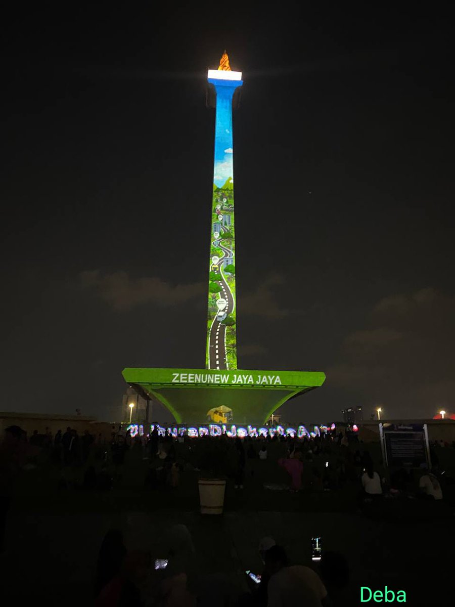 nnambu_'s tweet photo. Finally 😭😭🫶
the LED project at the jakarta monas writing about zeenunew was also accomplished😭😭 there was a lot of queuing and lots of people were checking out other couples, and on the last day Zeenunew's name appeared .. 
#ZeeNuNew #zeenunewjayajaya https://t.co/jHn3KLEsXw