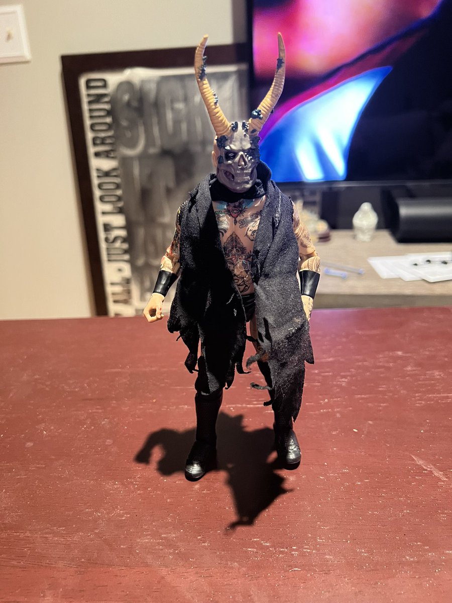 BoneheadCollec1's tweet photo. #toys #bonehead #boneheadcollectors #figures #actionfigures #figurecollector #adultcollector #wrestling #wrestlingfigures #figurephotography #letembreathe #scratchthatfigureitch #figlife #aew #darkorder #houseofblack #malakaiblack https://t.co/UqjVHrRoCV