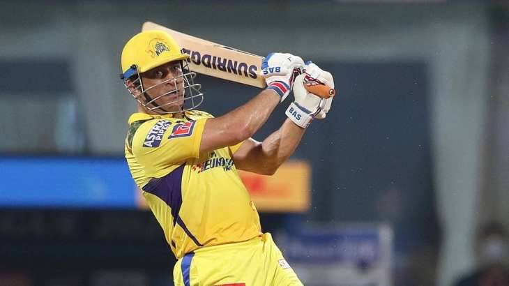 SakshiDewangann's tweet photo. #Dhoni in last 2 balls is the moment everyone waits for also #devonconvey well played man! 🔥#CSKvsPBKS #Csk #PKBS #Ipl #Chepaukstadium #yellowarmy @CSKFansOfficial @CSKFansArmy @CskIPLTeam @CSK_Zealots #convey https://t.co/Bapt7JlHRB
