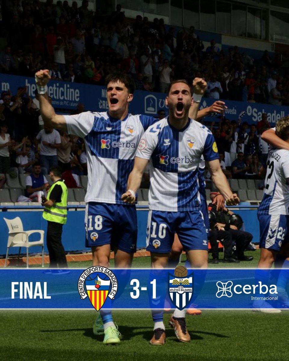 CESabadell's tweet photo. ⏱ FINAAAAAL a la Nova Creu Alta | 3-1 #SabadellAtBalears

🔥 Nova VICTÒRIA Arlequinada al Temple 

💪🏻 Gran treball d'equip i afició per sumar els 3 punts en un partit espectacular 

⚽️ @PauVictorDelga1
⚽️ @crherrera7
⚽️ Vladys

💙 JUNTS, ARLEQUINATS! 🤍

#SomDelSabadell https://t.co/9dlU4bT0eI