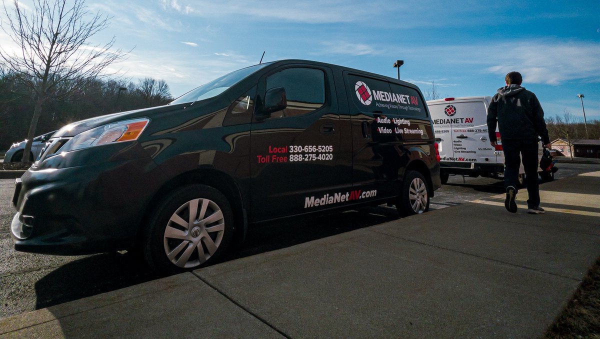 MediaNet_Av's tweet photo. Meet our MediaNet AV installation experts, the skilled team behind your perfect audiovisual experience! 🔧🎚️ Trust us to bring your vision to life #AVInstallation #AudioVisualExperts https://t.co/nlTt8nswAd
