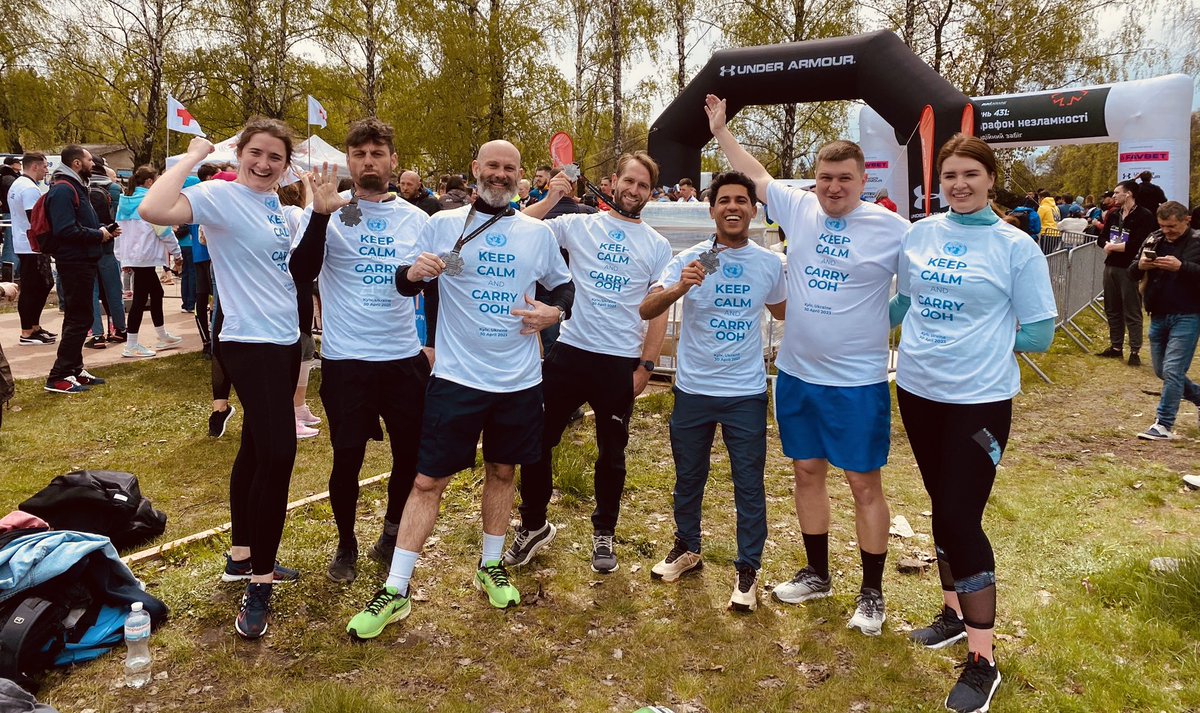 mfjhollingworth's tweet photo. Great 🏃♀️ 🏃♂️ 🏃 today thanks to #RunUkraine #Kyiv 30.04.23.
Team @WFP sporting their “Keep Calm & Carry OOH” shirts! https://t.co/HuDNvbrWWC