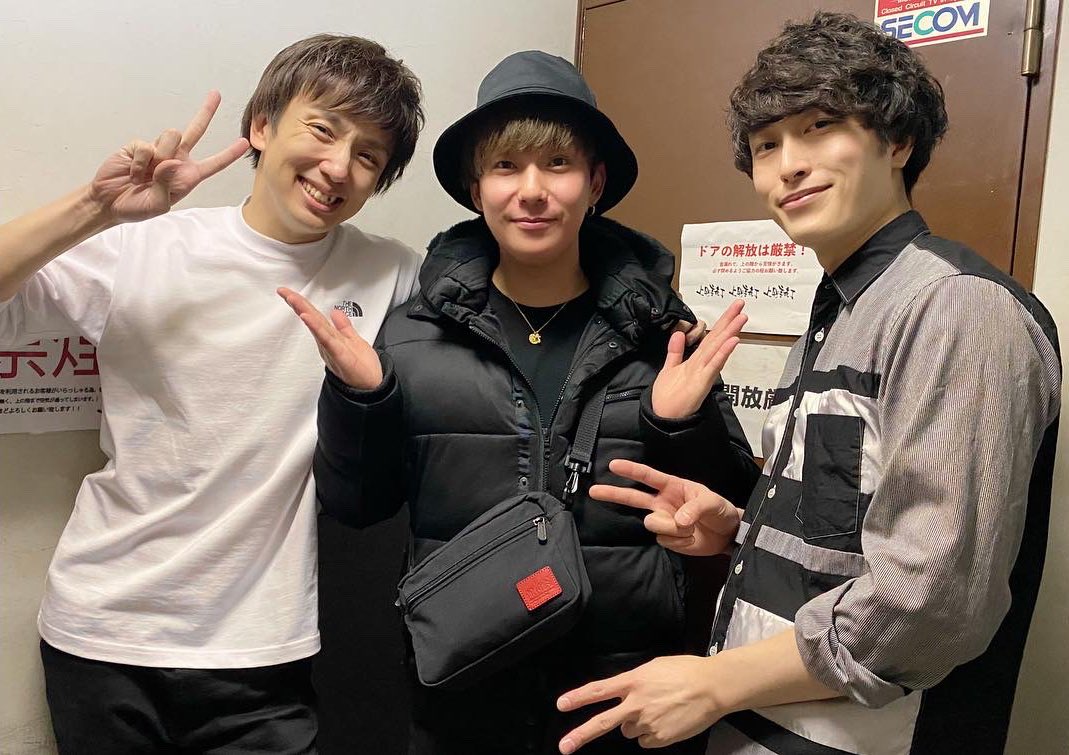 山中啓輔_information on X