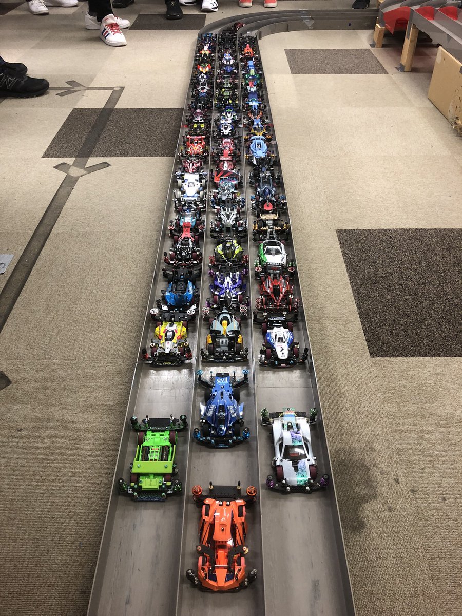 Mgr1Team's tweet photo. 本日の守山玩具(現店舗)ファイナルレースが無事終わりました
総勢94名での賑やかな大会になりましたね
楽しい事嬉しい事そして哀しい事まで供に分かち合ってきたメンバーお疲れ

今まで遠い所足を運んでくれた参加者の皆さんありがとう

そんで守玩のおばちゃん！
いつも皆が楽しめる場所をありがとう https://t.co/Jx0S3TPUR1