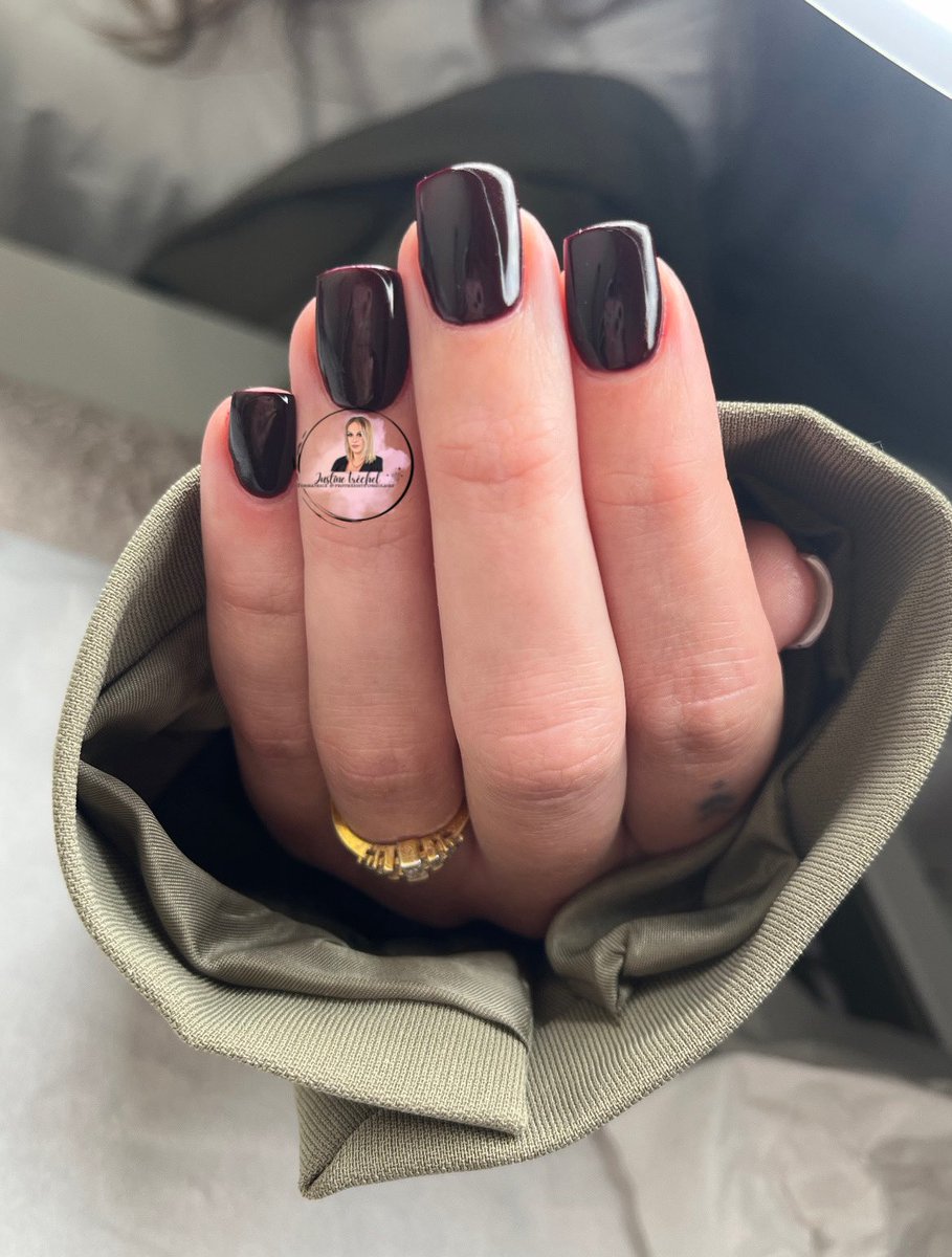 justinetrechel's tweet photo. 🤎BROWN🤎
.
.
.
.
#indigonails #indigo #nailscompany #lightrose #rose #pink #gelnails #gel #nails #ongles #lightrose #babycolor #nailart #brown #marron #french #spring #printemps #bijoux #bague #manucure #girl #girly #pretty #prothesisteongulaire #bretagne #plerin #instanails https://t.co/4fjbyajaJK