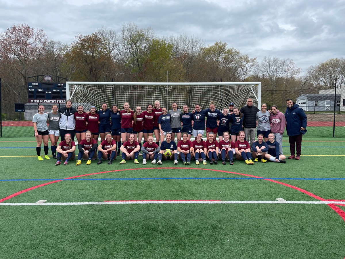 CoachTompkins23's tweet photo. Alumni game!!! Thanks to everyone who came back! #WarriorFamily #goeast https://t.co/jSPVvHzouZ