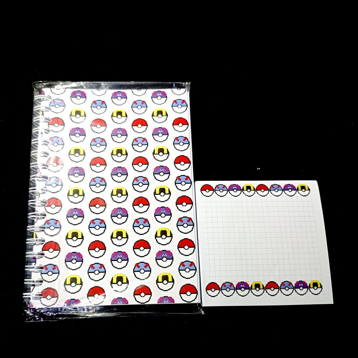 takogals's tweet photo. So I tried making some memopads.
Not bad, I ended up using them for myself 😆✍️

#comifuro #comifuro16 #comifuro16catalogue #comifuro16catalog #haikyuu #pixelart https://t.co/rqd32moD6G