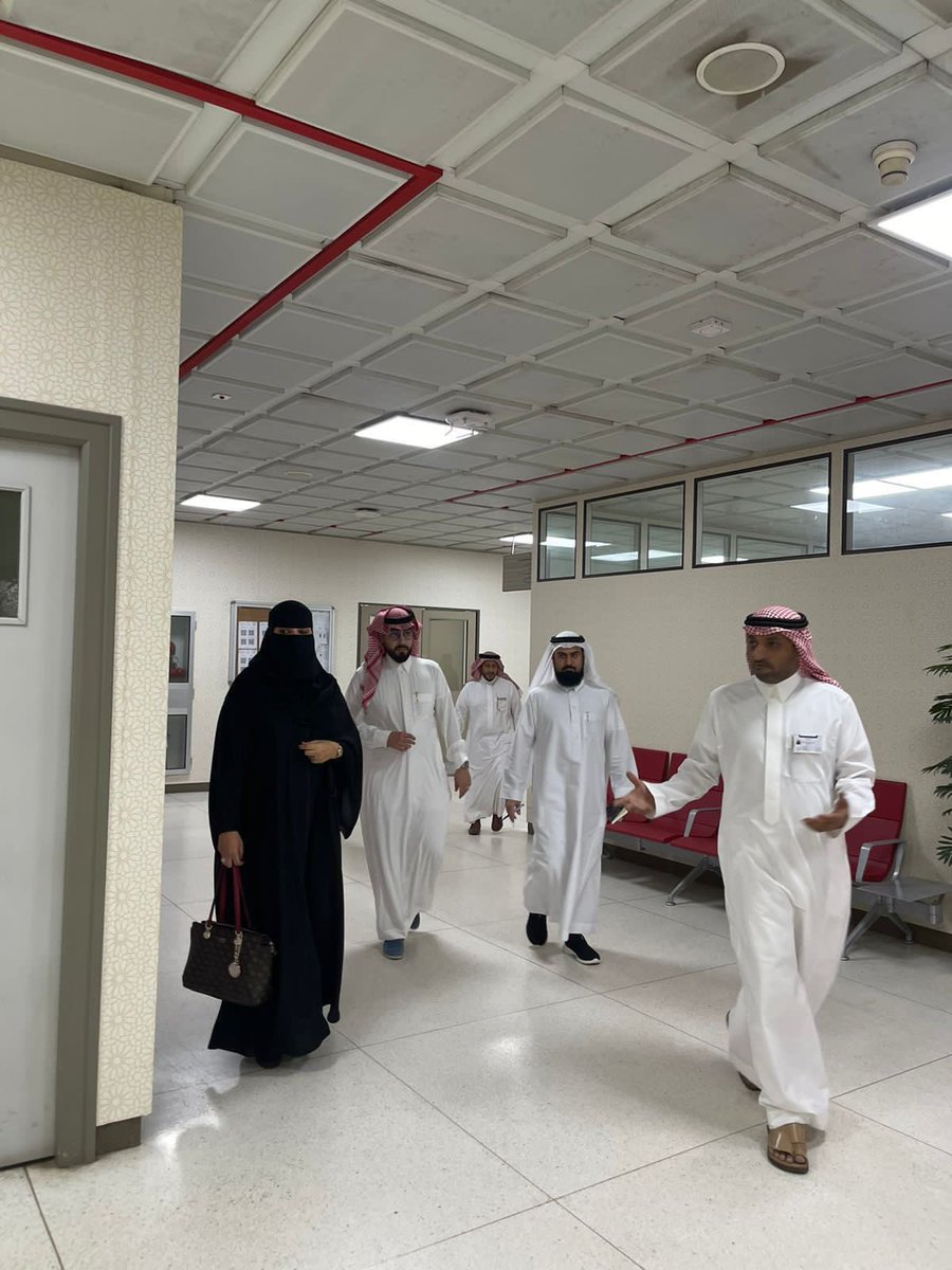 socworcollege's tweet photo. بفضل الله وتوفيقه حصل قسم الاجتماع والخدمة الاجتماعية على الاعتماد البرامجي لبرنامج بكالوريوس الاجتماع والخدمة الاجتماعية، وبهذه المناسبة يسر منسوبي القسم تقديم الشكر والعرفان لمعالي رئيس الجامعة على دعمه الدائم والمتواصل، والشكر موصول أيضاً لسعادة عميد كلية العلوم الاجتماعية. https://t.co/QYLj5tluvM