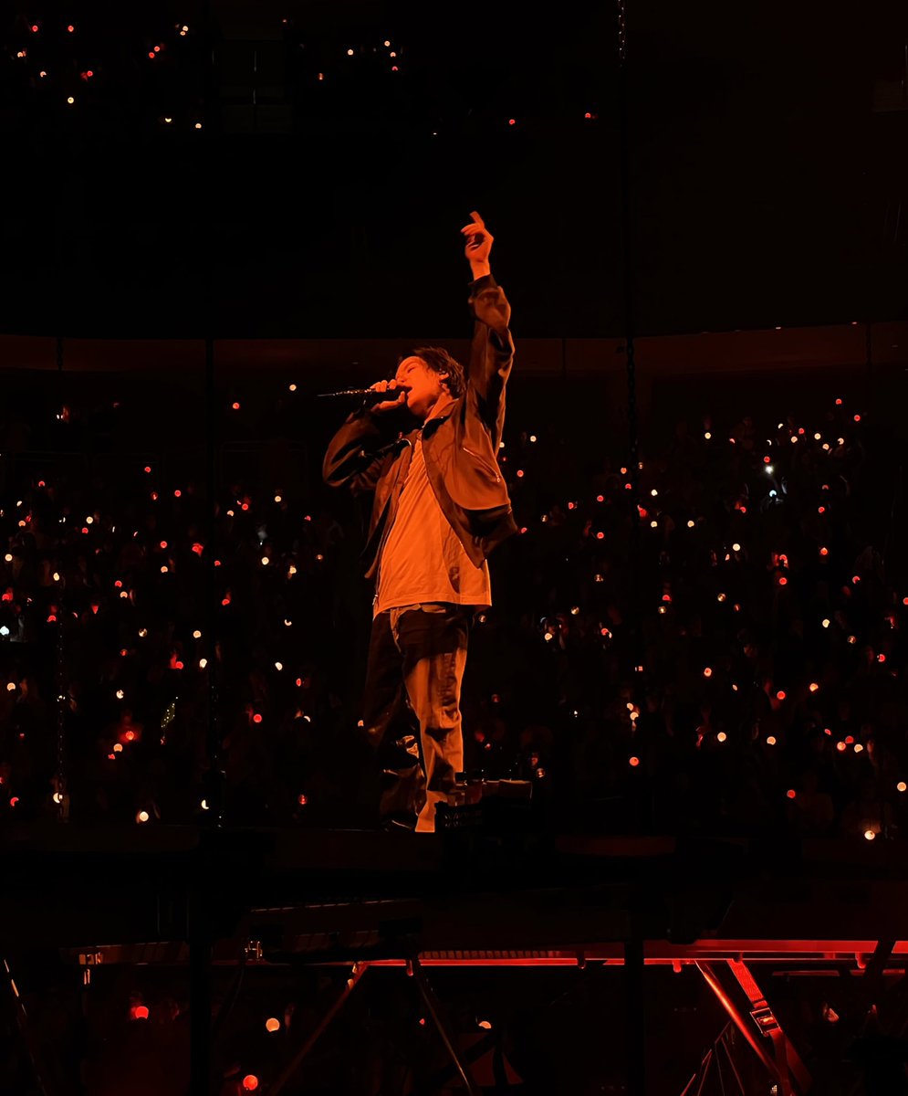 BopppsK's tweet photo. I want to be back!! Who else is feeling that post concert depression?? #AgustD_SUGA_Tour #SUGA_AgustD_TOUR https://t.co/feFtwZxUaF