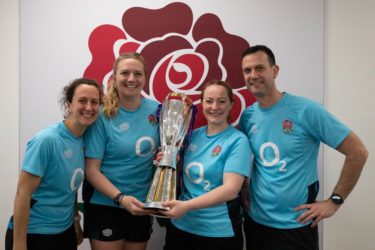 Emily Ross tweet media