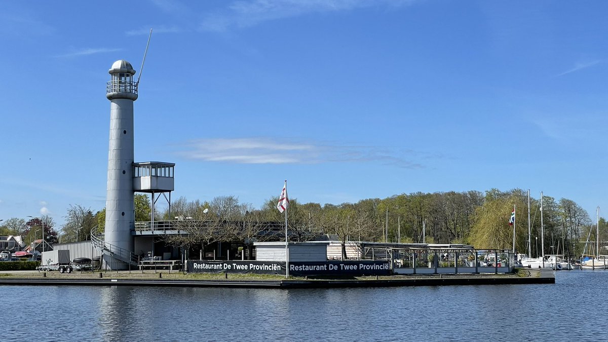 Goed vertoeven aan de waterkant. Paterswoldsemeer. Foto gemaakt door Marcel Poelman. #vrtweer