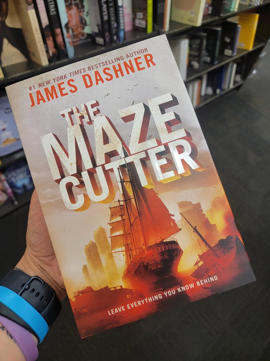 palendrome_x's tweet image. @jamesdashner wth?? Making me cry in the PROLOGUE? There&apos;s a first for everything I suppose 😭 #TheMazeCutter