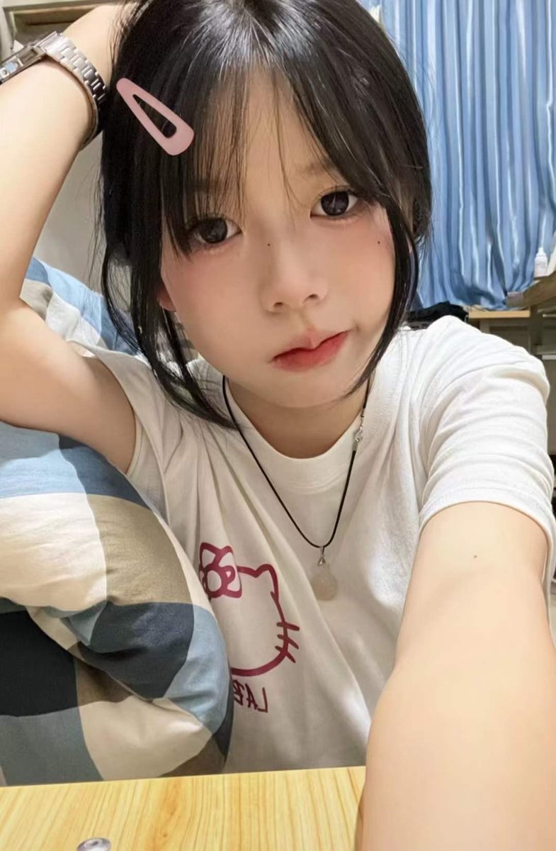 Kevin31911269's tweet photo. 无锡 梁溪  嫩妹  高中生，13张，口做，没服务，微胖，喜欢嫩的可以冲 https://t.co/9UP7YgBtjJ