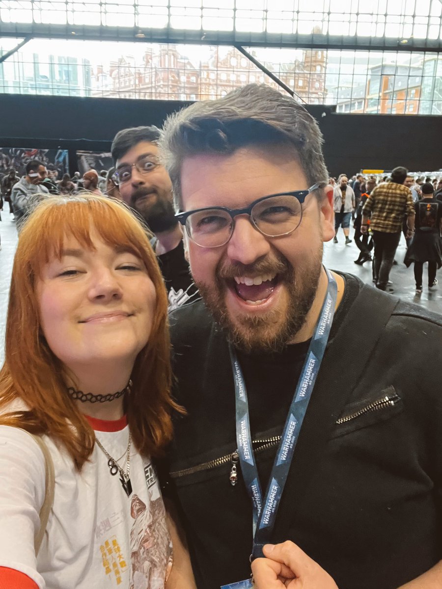 GeorgieBroad's tweet photo. my accidental day two at #warhammerfest was short but oh so sweet - let’s see if i make it home this time 🥴 love you all lotshammer xxxx #warhammer40k #warhammercommunity https://t.co/5LmLfmU3AH