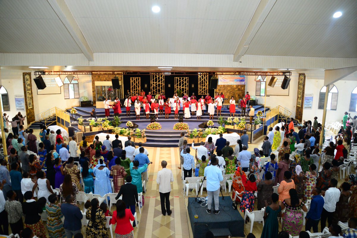 erckimisagara's tweet photo. Today's second service with Pastor Aaron Ruhimbya "The value of the blood of Jesus Christ" https://t.co/brRaRWYReY