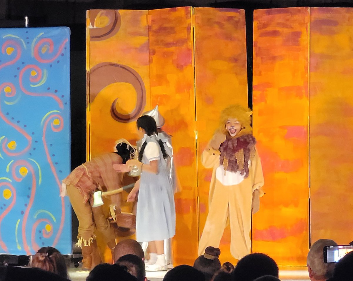 MrsTCCook's tweet photo. What an amazing performance!
Congratulations to the cast and everyone who made this event possible!
@FCPSWaverley @RWaves3 @FCPSJIvins https://t.co/TzPcBxfiRy