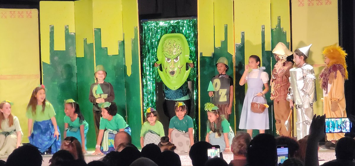 What an amazing performance!
Congratulations to the cast and everyone who made this event possible!
<a href="/FCPSWaverley/">Waverley Elementary School</a> <a href="/RWaves3/">RWaves</a> <a href="/FCPSJIvins/">Julie Ivins</a>