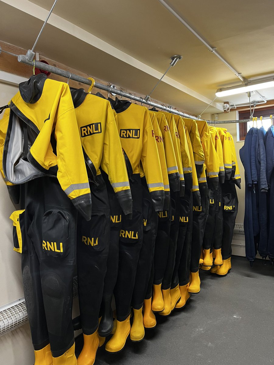 LouBurrell1's tweet photo. Thank you @SLifeboatRNLI for our lovely and unexpected tour of your station 🛟 https://t.co/XjgoDphH3T