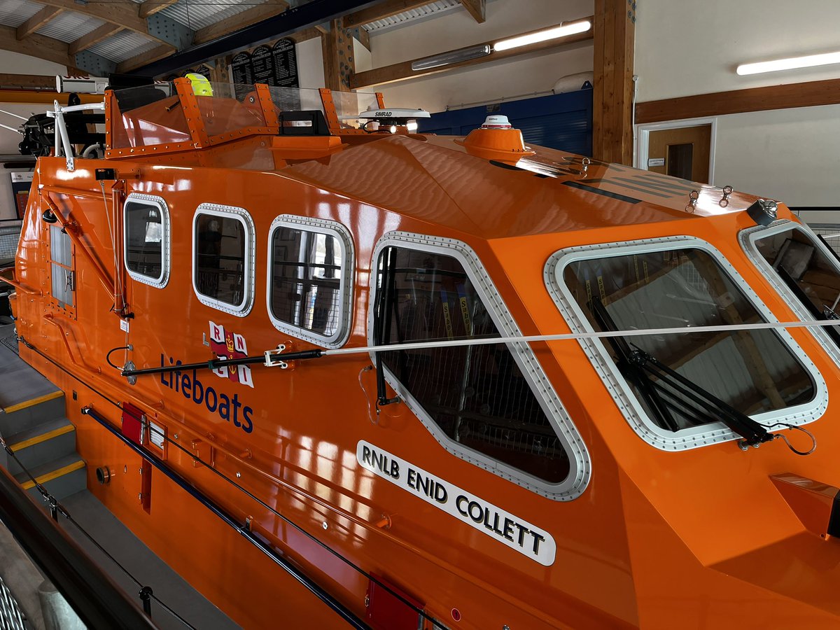 LouBurrell1's tweet photo. Thank you @SLifeboatRNLI for our lovely and unexpected tour of your station 🛟 https://t.co/XjgoDphH3T