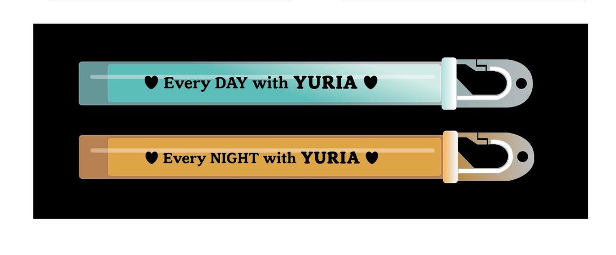 유리아 배우님의 첫 단독 콘서트를 모두가 함께 즐길 수 있도록 야광봉을 준비했습니다. 

입장하실 때 기획사의 안내에 따라 하나씩 수령해주세요🔆

낮 공연과 밤 공연에 배부되는 야광봉의 색상 및 문구가 각각 다릅니다. (무언가 생각나는 색상...?)