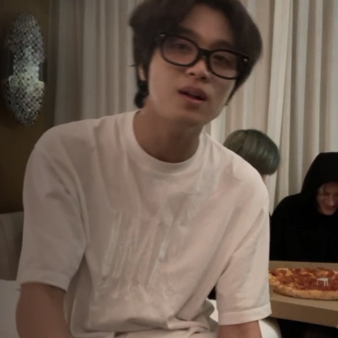 toko tutup tweet media