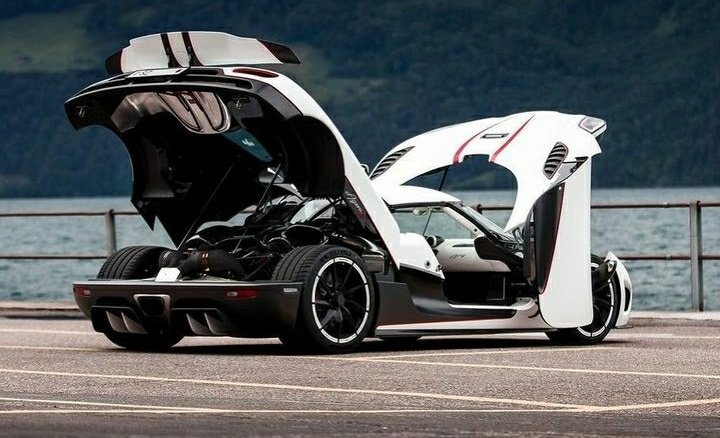 18Koenigsegg's tweet photo. Koenigsegg Agera R Speed Racer 7083
This individual was taken from a Japanese manga Mach 5 race car
#Koenigsegg #Agerarspeedracer #KoenigseggAgerarpeedracer #no83 https://t.co/nfgvrRNe3o