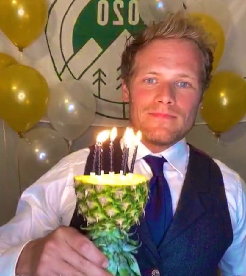 jill_millander's tweet photo. Happy Birthday to this gem of a human and ray of samshine 🥳🥰🥃🎂 @SamHeughan https://t.co/IYI5q5E05x