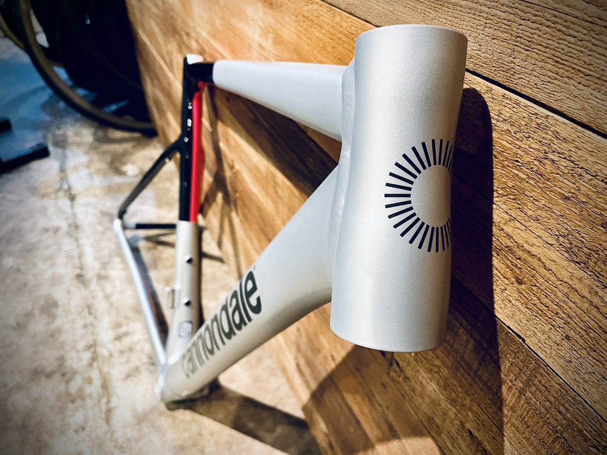 cycle_days's tweet photo. CAAD13 Disc frameset
TEAM REPLICA
51-size
165,000JPY
How do you like it?
#cannondale
#caad13
#howdoyoulikeit https://t.co/PorJ8EybYh