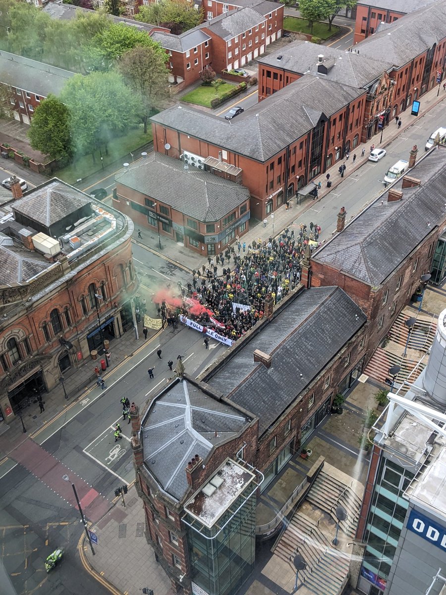 ManUnitedXtra_'s tweet photo. #GlazersOut https://t.co/k4an69rdpf