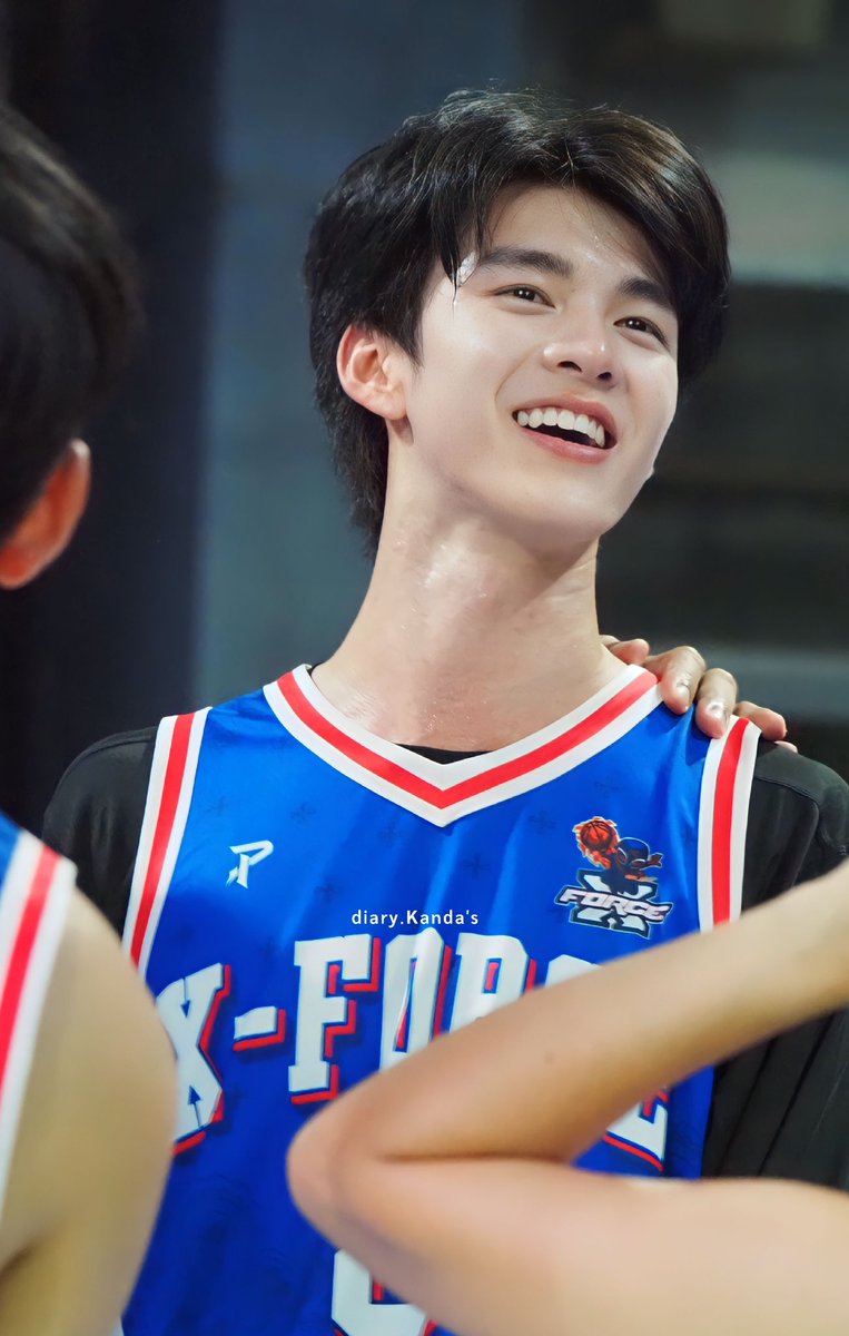 gam_dakanda's tweet photo. ได้รอยยิ้มพระจันทร์กลับบ้านแล้วค๊าบ 

วันนี้ชาเก่งมาก พี่สาวภูมิใจ 🌓

∞ @nichameen8 ∞ #Meennicha8 #Area86 #Formoon 
 #UA5x5THxMeen https://t.co/fzGbAZDc1e