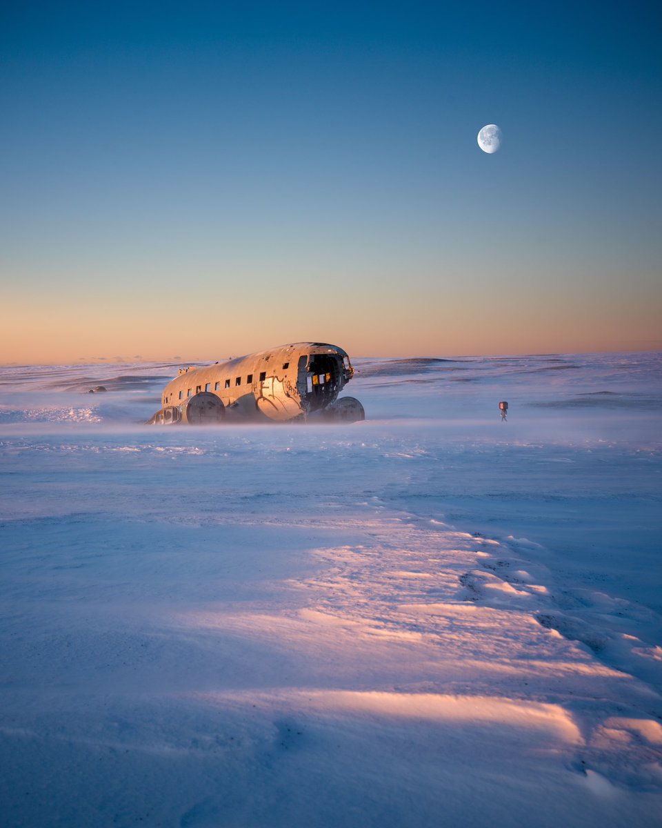 0xmarceleth's tweet photo. #GoodMeebin Sunday! Today, 14709 put on his warmest hoodie and made his way to the famous plane wreck of Solheimasandur in South Iceland. In summer, it's surrounded by black sand and was featured in multiple music videos. In winter, it makes for a harsh yet beautiful adventure βοΈ https://t.co/Z8aMVQS1Fh