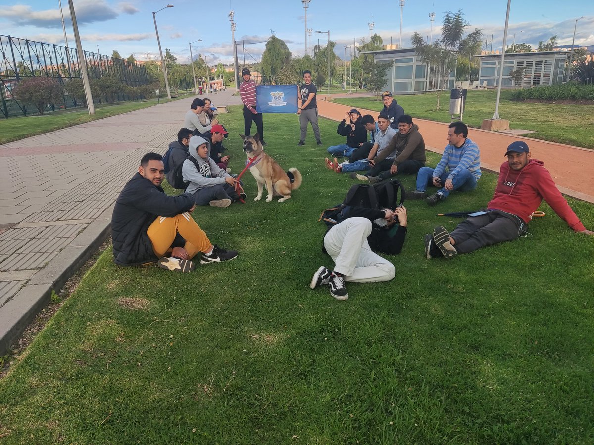 ZYBYN1's tweet photo. Tarde de relax y muchos Polvos Estelares, #comunitydayclasic #Swinub
 @nianticlabs dentro del @PokemonGoApp #CommunityAmbassadorProgram 
 @thesilphroad   #GottaCatchEmAll https://t.co/KBSsnDPH5T