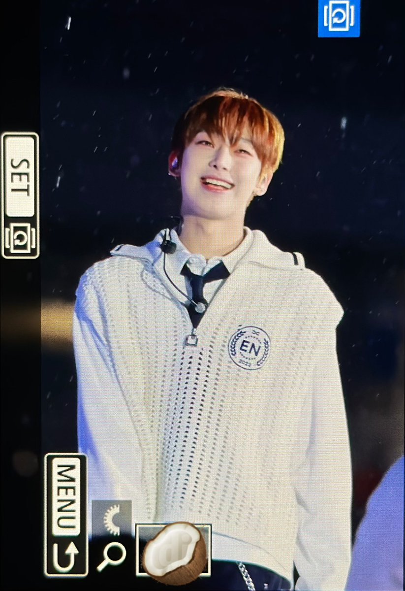 doiir_0624's tweet photo. 220430 💦

#ENHYPEN #엔하이픈 
#SUNOO #선우 https://t.co/Ix99g3y2CC