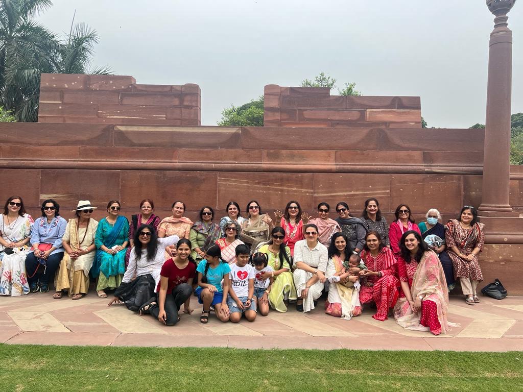 IRSLA organised a visit to Rashtrapati Bhawan on 29th and 30th April’2023. More than 120 members and their family enthusiastically visited the hallowed chambers of Rashtrapati bhawan.