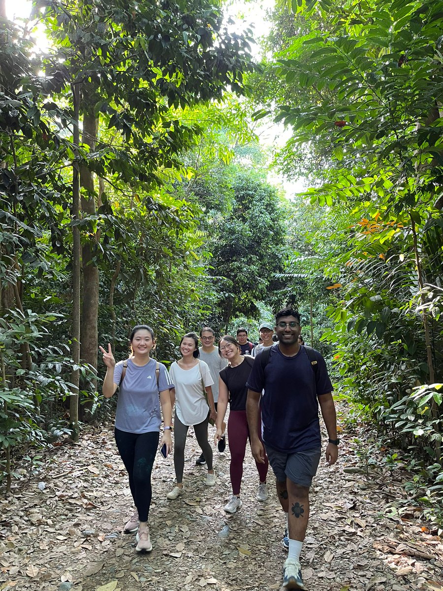 CellbiologyT's tweet photo. The great outdoors was even greater today 🌲 12km hike at Macrichie Reservoir completed with great company amongst the CBT division members. Thank you to everyone who came along and contributed to a fun morning! 😀 https://t.co/ysMapqqXxc
