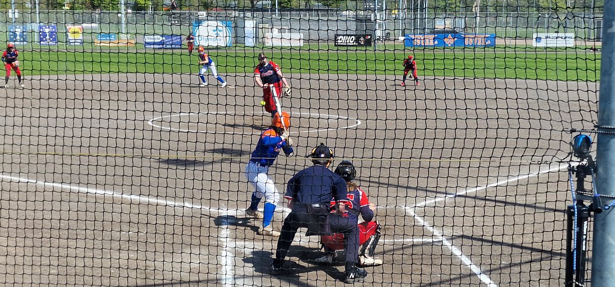 First game on Sunday (for the postponed games of last week) is an 11-4 win over <a href="/SparksHaarlem/">Sparks Haarlem</a>